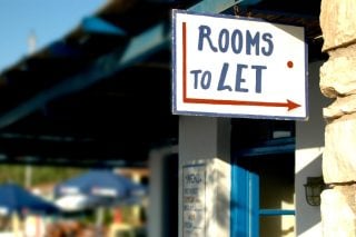 «Rooms to let»